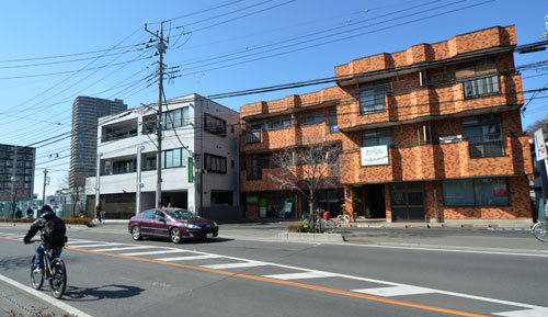 むつみ法律事務所 外観 (撮影:塩入正夫)